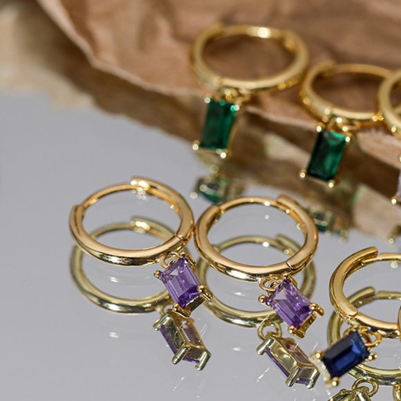 Lux Gold Plated Huggie Hoop Earings - Picture 2 of 3